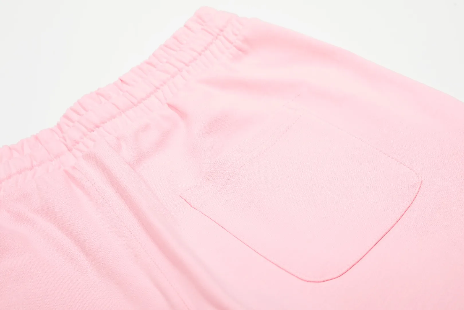P146 💰 "Top Quality" Style Number: D910# [Ralph Lauren Paul Small Label War Horse Basic Women's Shorts] ✅Slim and sexy slim-fitting model for hot girls, six-color colorful hair ✅Summer fresh, classic and versatile drawstring basic classic shorts ✅Lazy style must-have item, small fresh feeling on the upper body ✅Air cotton is soft, comfortable and breathable, retro and textured ✅Specialized for platform live broadcast, wholesale entity, summer running volume ✅Simple and easy to match, light American style, super great ✅Standard for summer, small and sexy is YYDS, a must for petite girls Size: S-L #Elastic waistline can be stretched Color: Black White Gray Pink Apricot Green